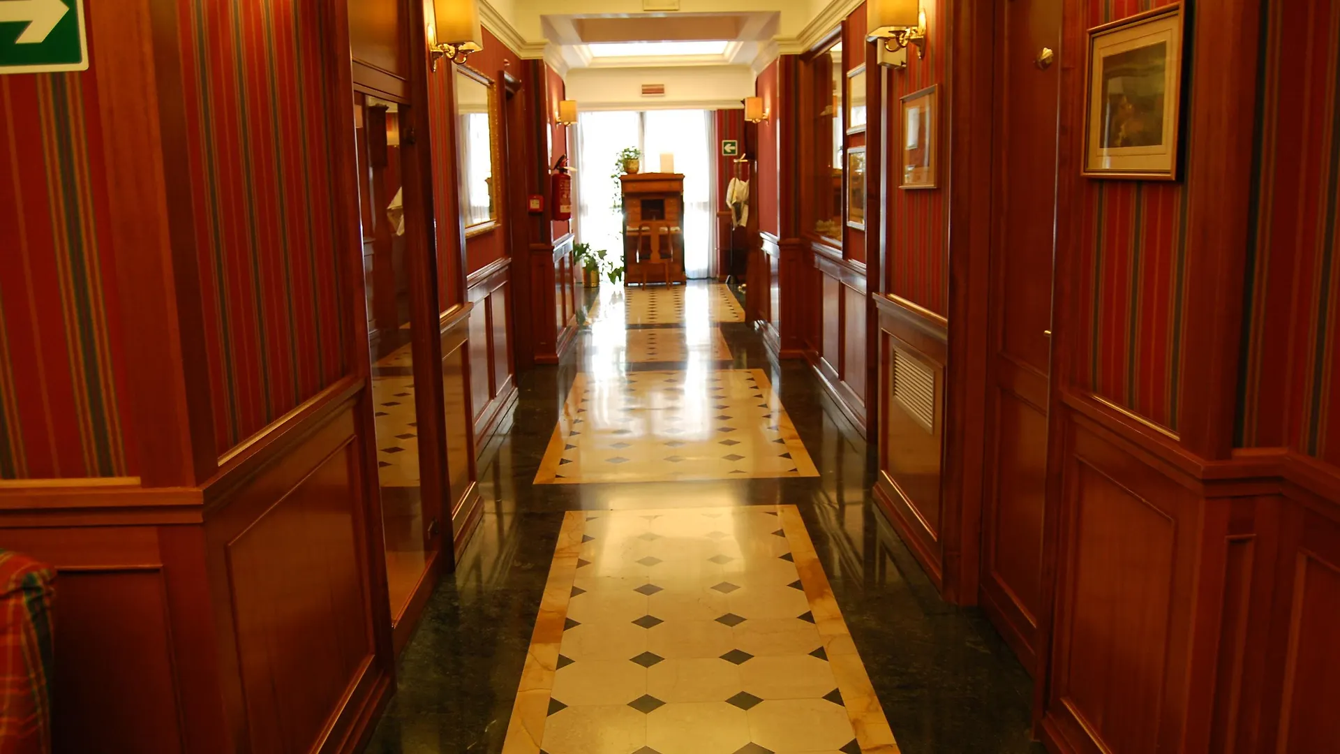 Hotel Morgana Rome 4*,